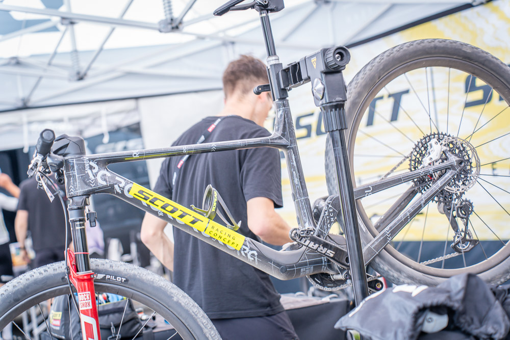 Syncros Silverton CF1 - karbónové kolesá s karbónovými špicami pre Scott Spark RC 2027